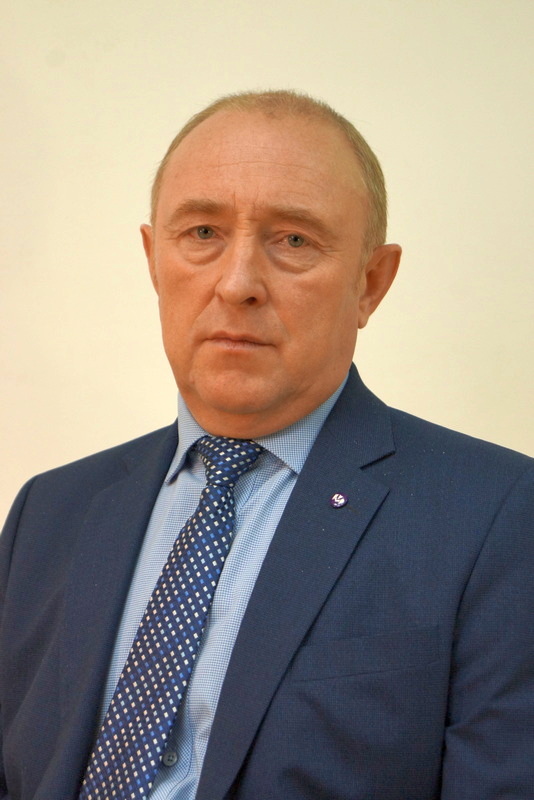 Ларионов Аркадий Юрьевич.
