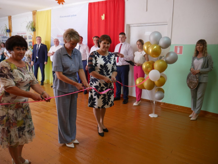 Открытие обновленного актового зала состоялось.